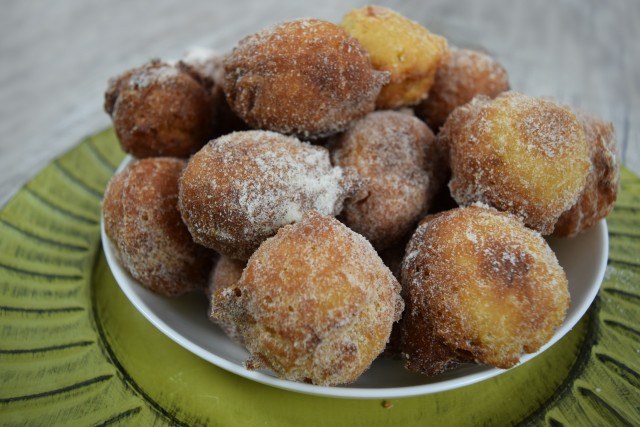 Bolinho de Chuva de Banana - Cerealista Marx